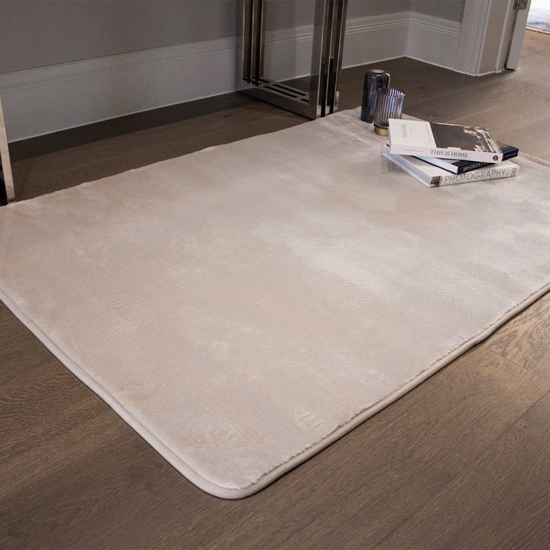 Velvet Touch Rug Champagne 100x150