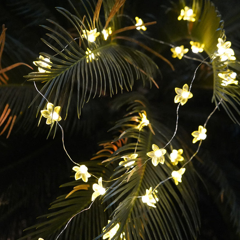 30 Solar LED Lily Flower String Lights