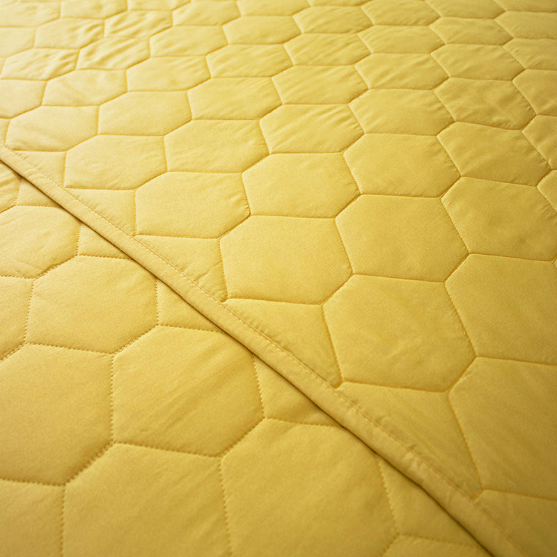 Embroidery Bee Bedspread 220CM x 200CM