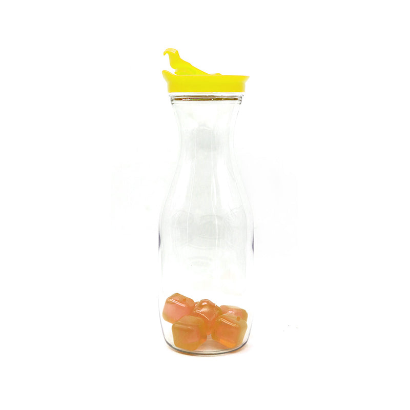 1L Plastic Carafe with Ice Cubes
