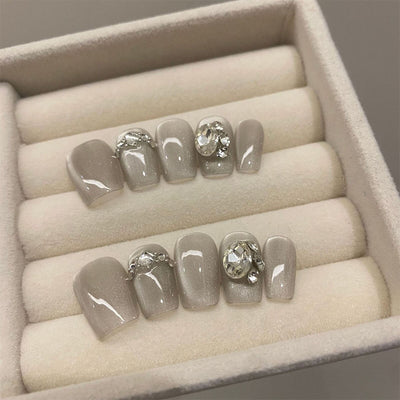 Afternoon Fragrance White Cat Eye With Dazzling Diamond Press on Nails