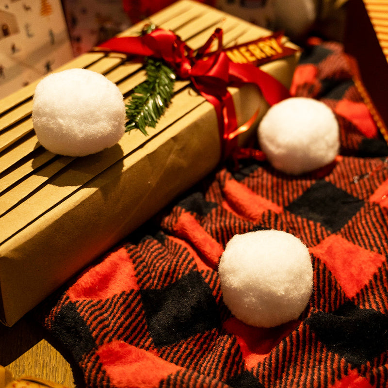 Indoor Snowballs 16PK