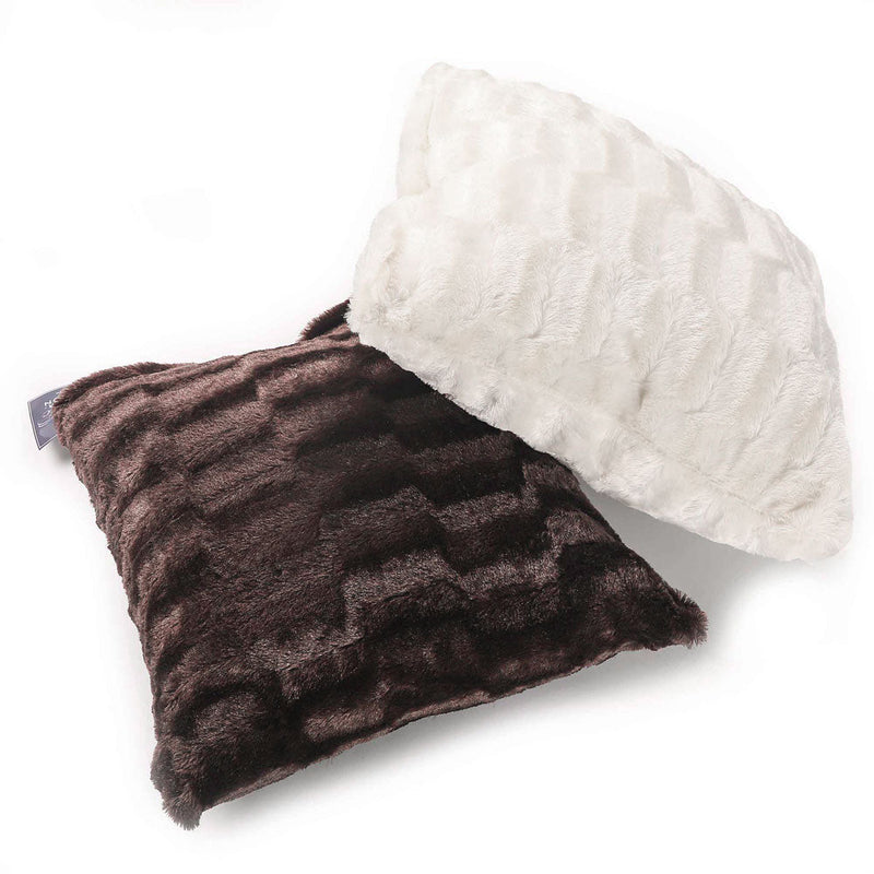 Arctic Cushion 18Inch (Cream/Chocolate)