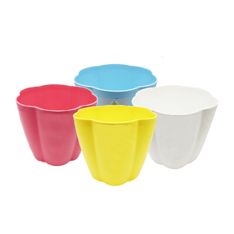 Petal Plastic Plant Pot 16cm